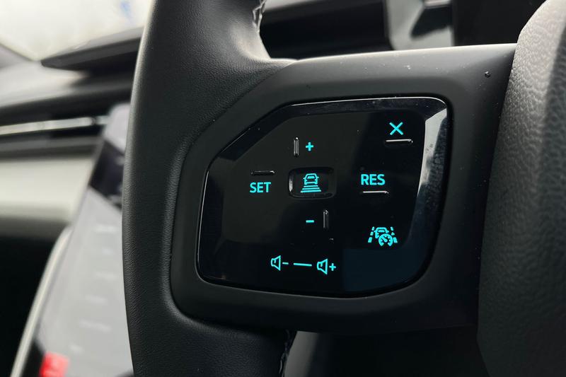 Used Ford Explorer 2025 for sale - 78028624: Photo 24