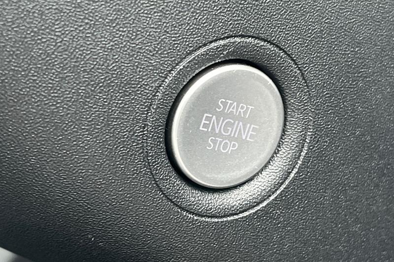 Used Ford Explorer 2025 for sale - 78028624: Photo 36