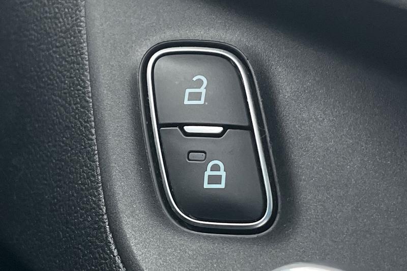 Used Ford Puma 2021 for sale - 77381619: Photo 25