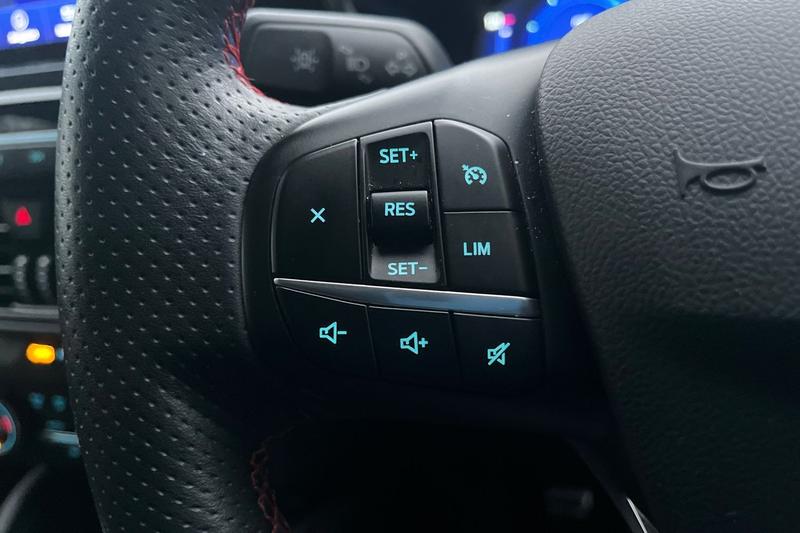 Used Ford Kuga 2021 for sale - 77332473: Photo 24