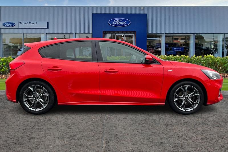 Used Ford Focus 2020 for sale - 76458523: Photo 3