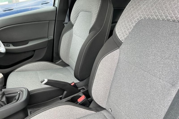 Used Renault Clio 2024 for sale - 75655898: Photo 19