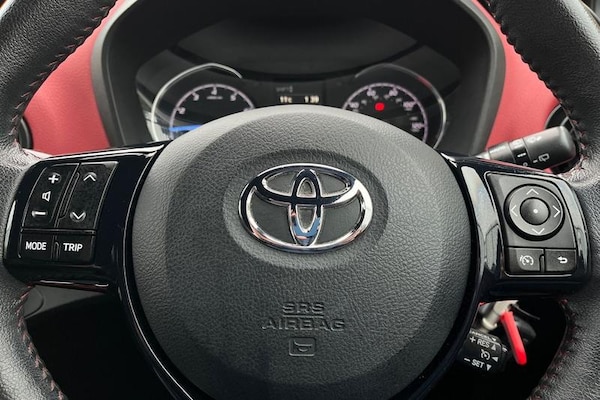 Used Toyota Yaris 2018 for sale - 76277316: Photo 12