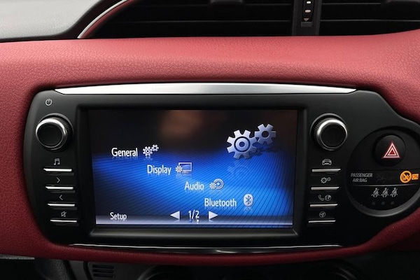 Used Toyota Yaris 2018 for sale - 76277316: Photo 28