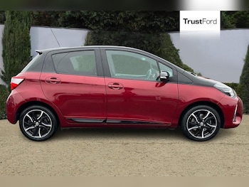 Used Toyota Yaris 2018 for sale - 76277316: Photo 3