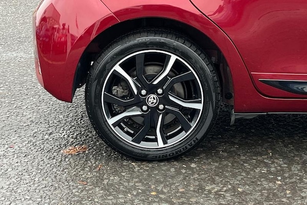 Used Toyota Yaris 2018 for sale - 76277316: Photo 8