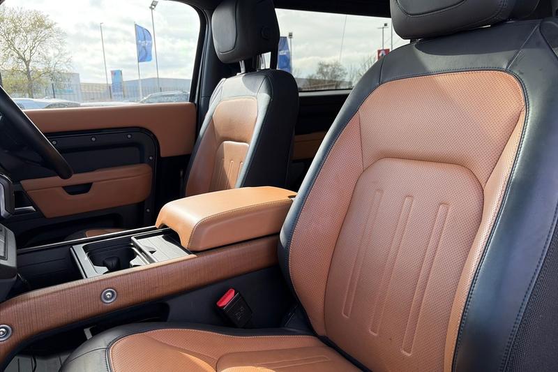 Used Land Rover Defender 90 2023 for sale - 78166360: Photo 19