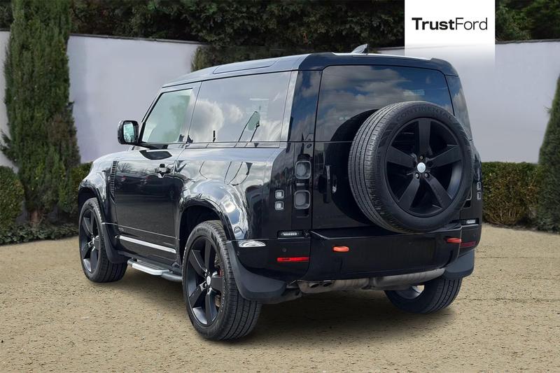 Used Land Rover Defender 90 2023 for sale - 78166360: Photo 2