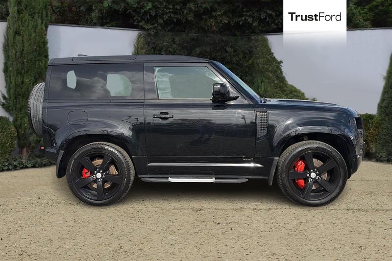 Used Land Rover Defender 90 2023 for sale - 78166360: Photo 3