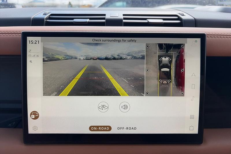 Used Land Rover Defender 90 2023 for sale - 78166360: Photo 30