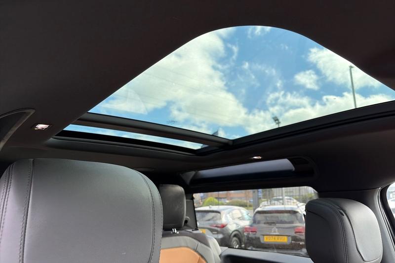 Used Land Rover Defender 90 2023 for sale - 78166360: Photo 40