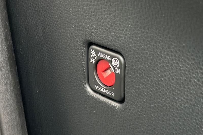 Vehicle 33