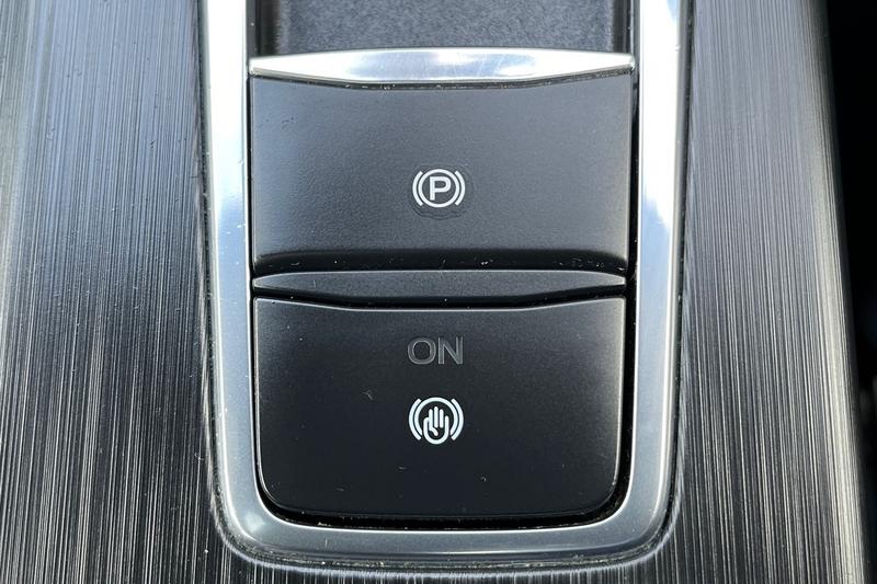 Used Ford Kuga 2022 for sale - 77718653: Photo 30