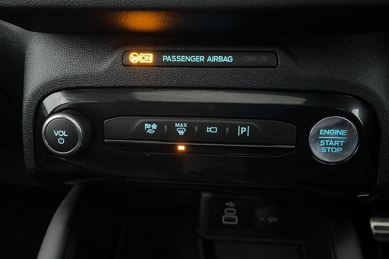 Used Ford Kuga 2025 for sale - 77381597: Photo 32