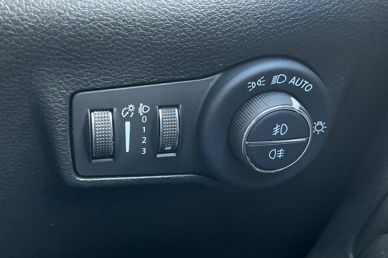 Used Jeep Compass 2022 for sale - 76350445: Photo 35