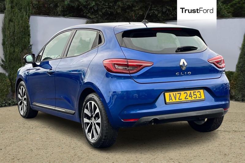 Used Renault Clio 2022 for sale - 76653365: Photo 2