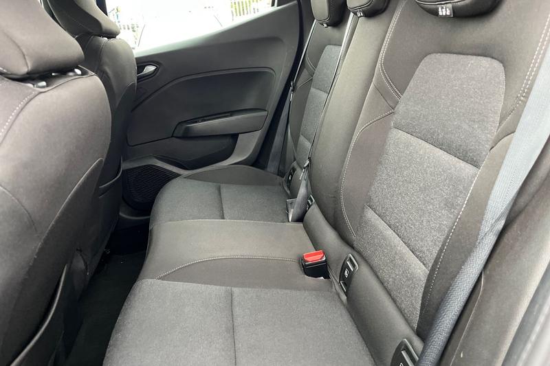 Used Renault Clio 2022 for sale - 76653365: Photo 20