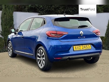 Used Renault Clio 2022 for sale - 76653365: Photo