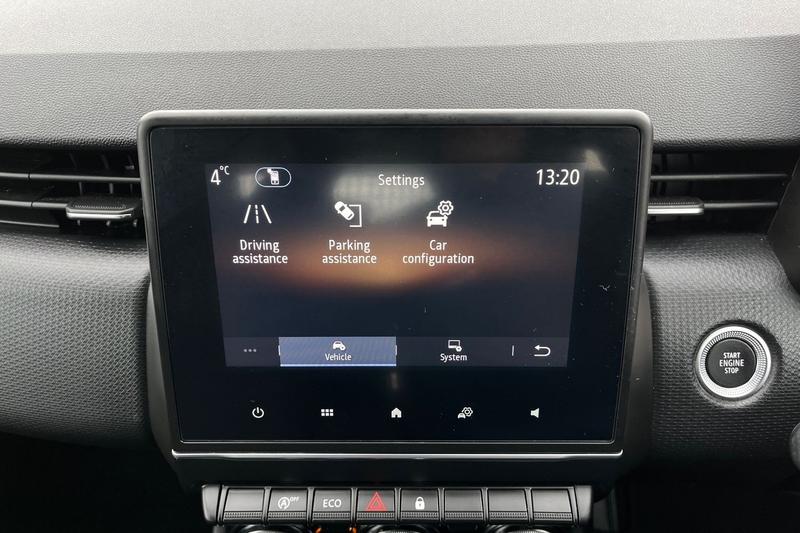 Used Renault Clio 2022 for sale - 76653365: Photo 31