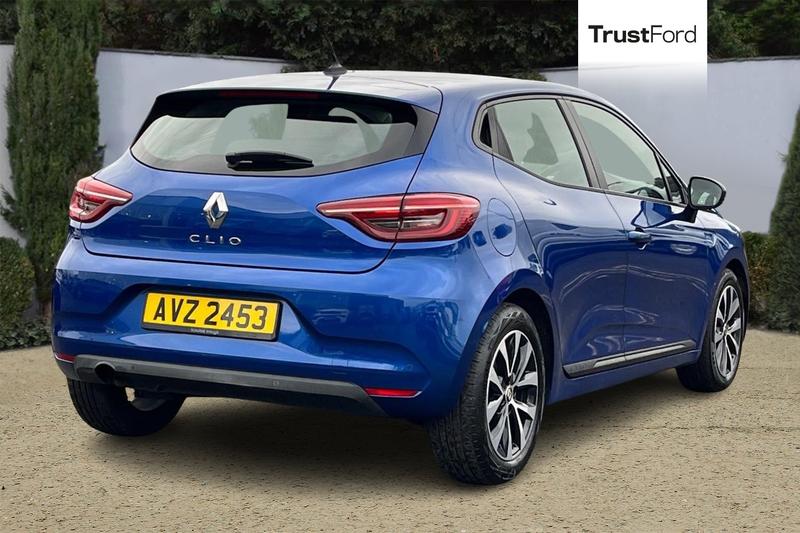 Used Renault Clio 2022 for sale - 76653365: Photo 4