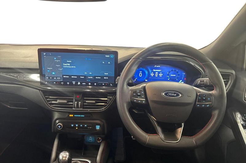 Used Ford Focus 2023 for sale - 76412187: Photo 11