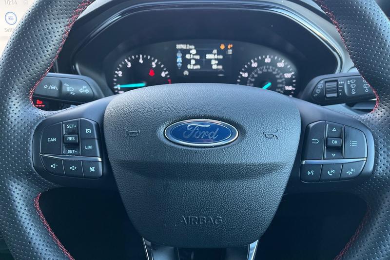 Used Ford Focus 2023 for sale - 76782320: Photo 12