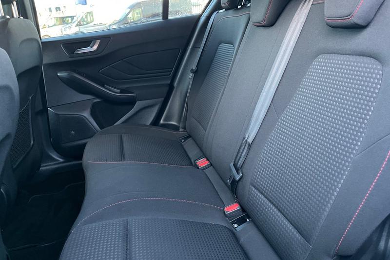 Used Ford Focus 2023 for sale - 76782320: Photo 20