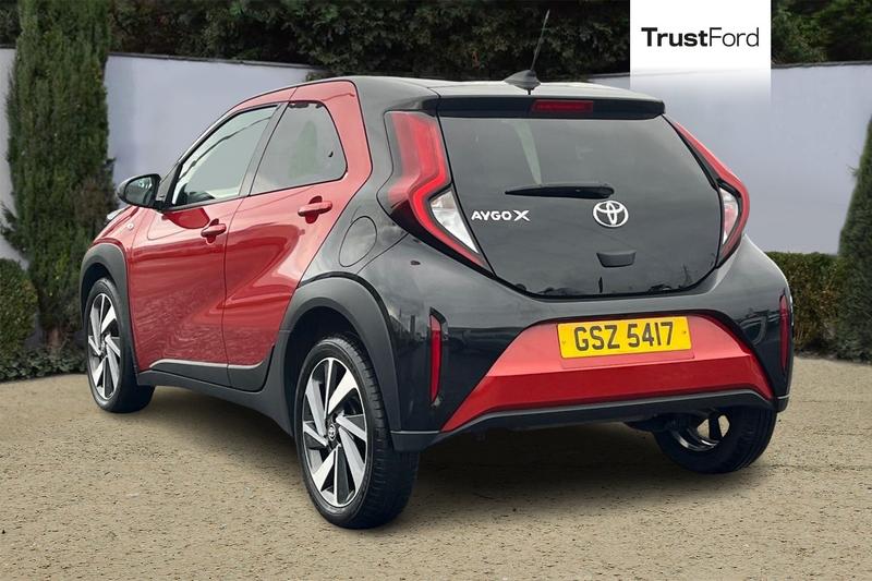 Used Toyota Aygo X 2022 for sale - 76853477: Photo 2