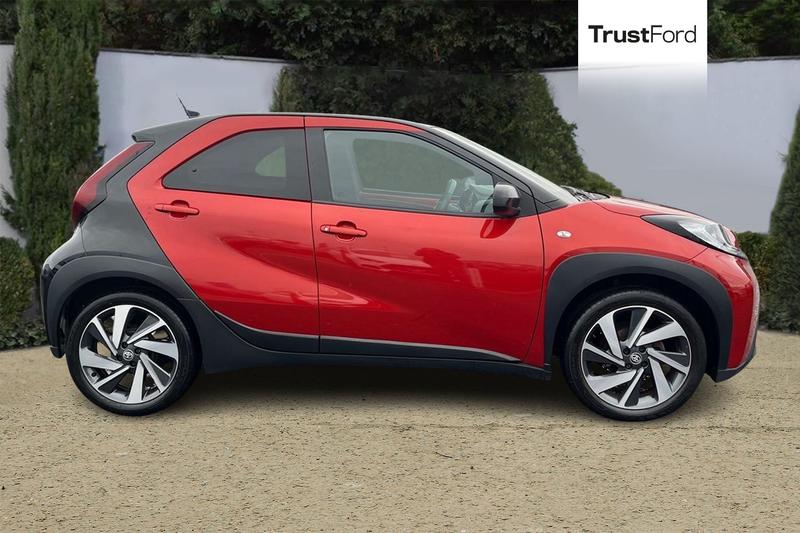 Used Toyota Aygo X 2022 for sale - 76853477: Photo 3