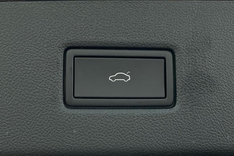 Used Ford Explorer 2024 for sale - 76593374: Photo 39