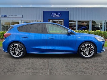 Used Ford Focus 2023 for sale - 78879882: Photo