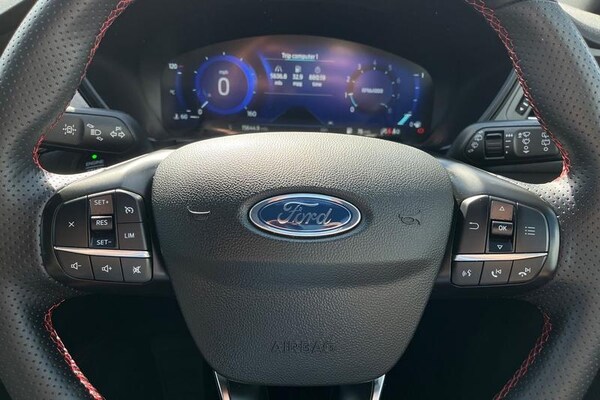 Used Ford Kuga 2022 for sale - 75713119: Photo 12