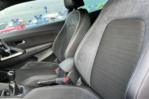 Used Volkswagen Scirocco 2018 for sale - 76131409: Photo 19