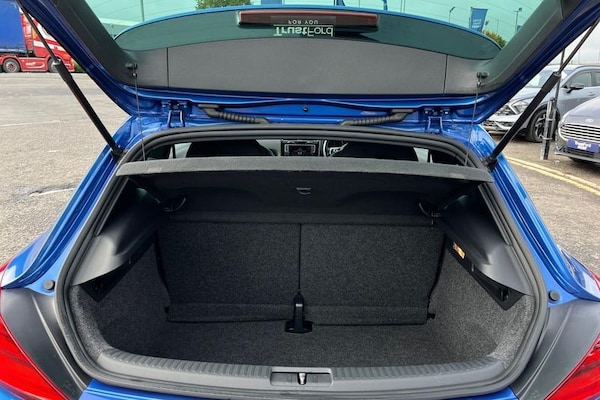 Used Volkswagen Scirocco 2018 for sale - 76131409: Photo 21