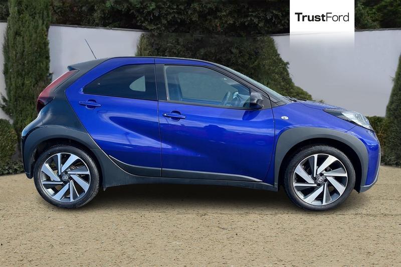 Used Toyota Aygo X 2023 for sale - 78186379: Photo 3