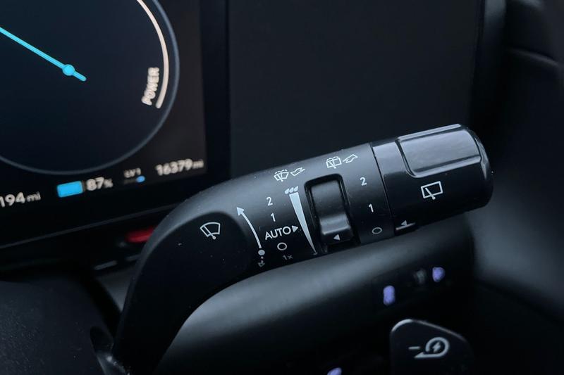 Used Hyundai KONA 2024 for sale - 77254368: Photo 15