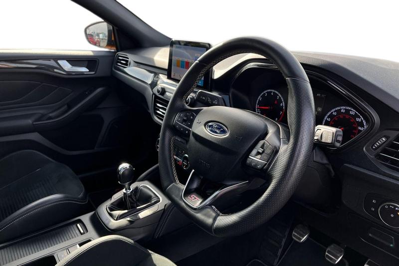 Used Ford Focus 2019 for sale - 77840805: Photo 9