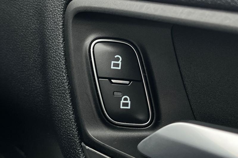 Used Ford Kuga 2020 for sale - 76154231: Photo 40