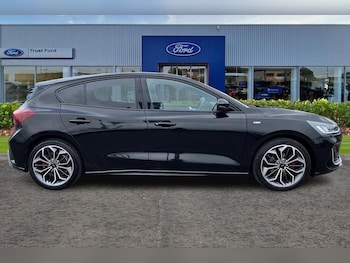 Used Ford Focus 2022 for sale - 75932137: Photo