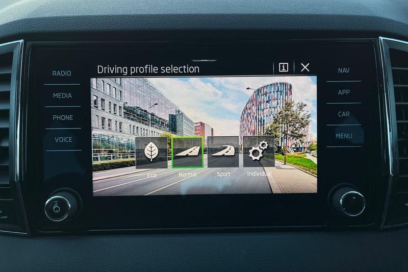 Used Skoda Karoq 2022 for sale - 76960838: Photo 39