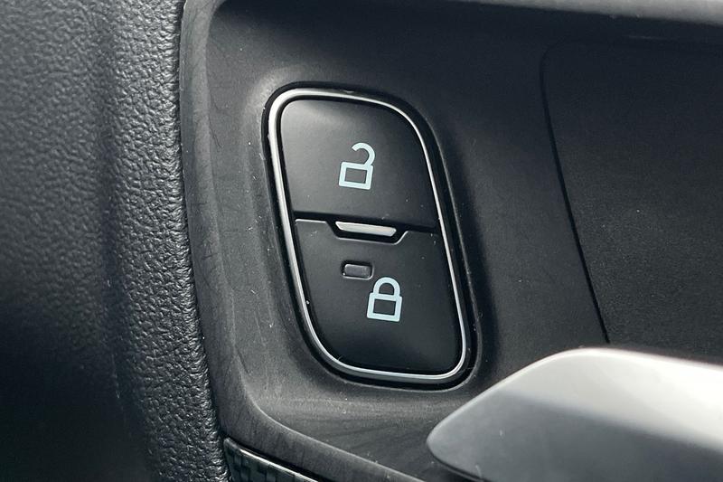 Used Ford Kuga 2022 for sale - 78001206: Photo 23