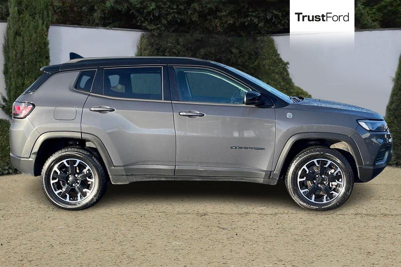 Used Jeep Compass 2023 for sale - 76631425: Photo 3