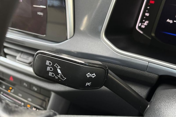 Used Volkswagen T-Roc 2022 for sale - 76338323: Photo 14
