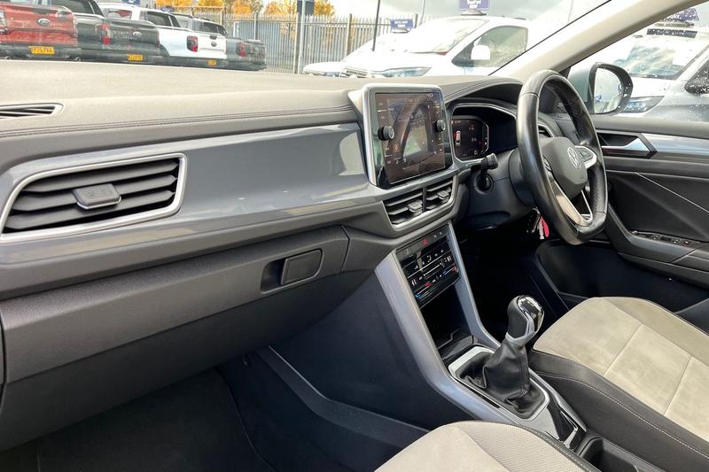 Used Volkswagen T-Roc 2022 for sale - 76338323: Photo 18