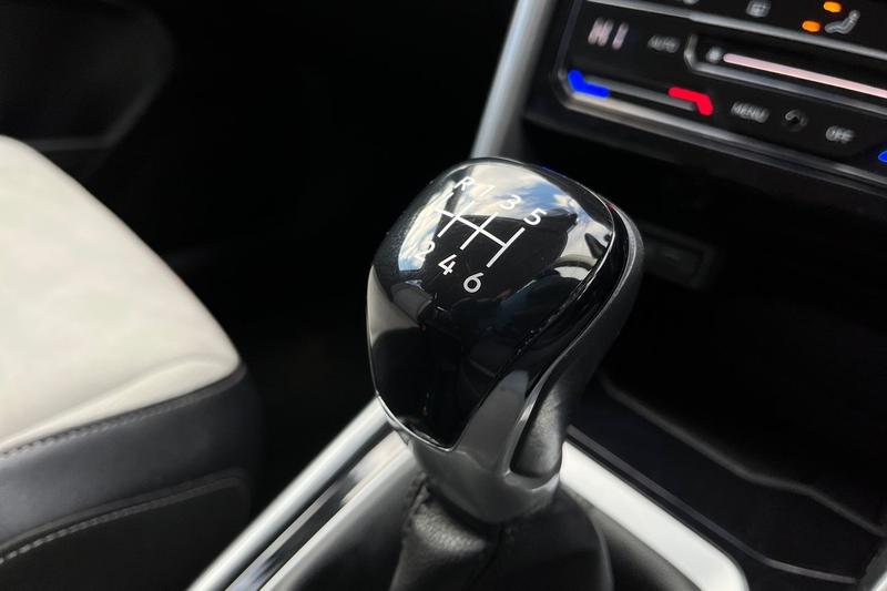 Used Volkswagen T-Roc 2022 for sale - 76338323: Photo 27