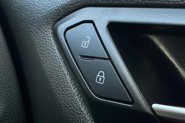 Used Volkswagen T-Roc 2022 for sale - 76338323: Photo 36