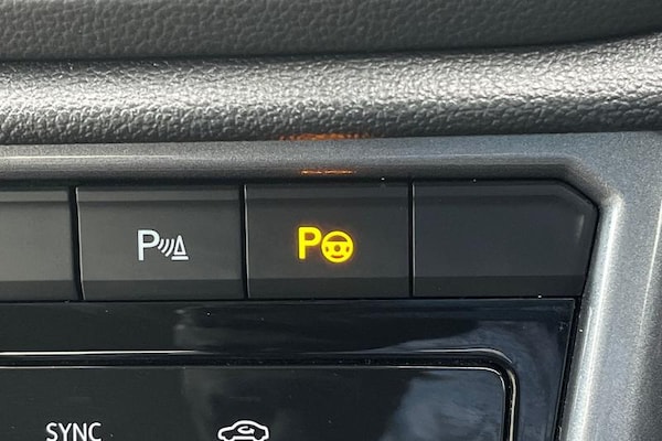 Used Volkswagen T-Roc 2022 for sale - 76338323: Photo 40