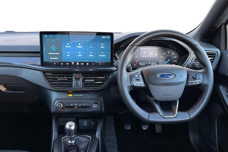 Used Ford Focus 2023 for sale - 76797061: Photo 11