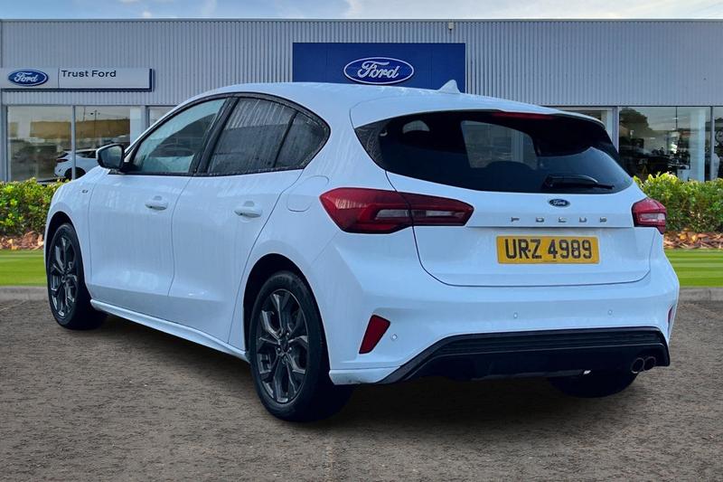 Used Ford Focus 2023 for sale - 76797061: Photo 2