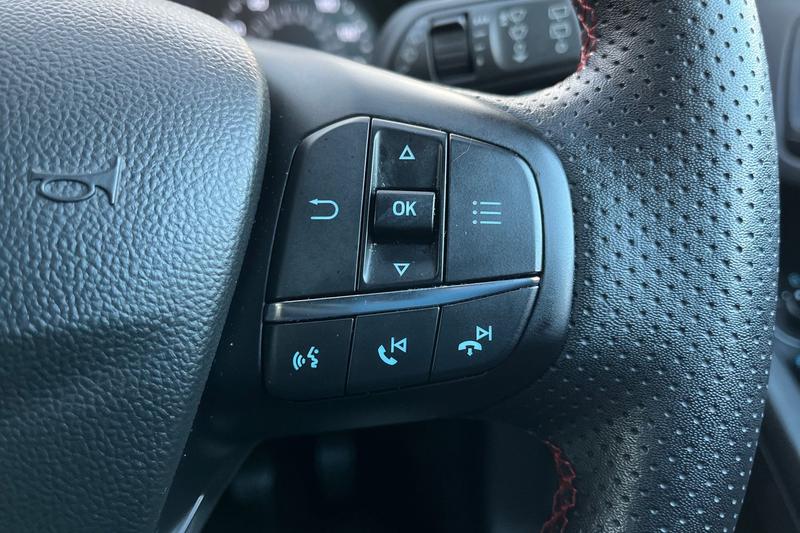 Used Ford Focus 2023 for sale - 76797061: Photo 23